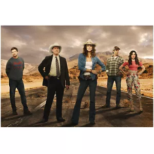 Killerfrauen mit Tricia Helfer als Molly Parker Cast on Road 8 x 10 Zoll Foto - Bild 1 von 1