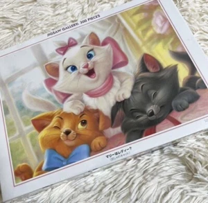 TENYO Disney Aristocats Marie Jigsaw Puzzle 300pieces 30.5cm×43cm MINT Rare!!!!! - Picture 1 of 3