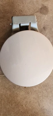 98 99 00 01 02 Lincoln Town Car Gas Tank Fuel Filler Door Lid Cover Cap OEM 2001 - Image 1 of 4