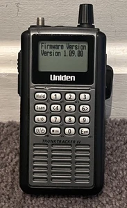 UNIDEN BCD396T TRUNKTRACKER IV Scanner de police numérique portable Bearcat - Photo 1/10