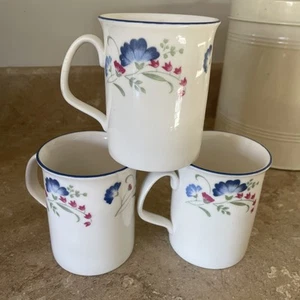 Expressions royal doulton Windermere 3 of vintage mugs bone china - Picture 1 of 4