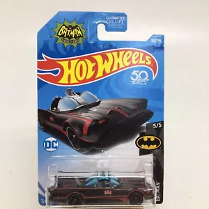 Hot Wheels 50 Jahre 1:64 DC TV-Serie Batmobil #5/5 Batman klassische TV-Serie - Bild 1 von 11