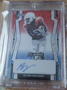 Bijan Robinson Autogramm Blatt Flash rot weiß und blau Nummer 5/5 sein Trikot... - Bild 1 von 6