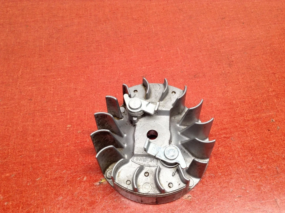 CRAFTSMAN 38CC 16" CHAINSAW FLYWHEEL  - Image 1 of 1