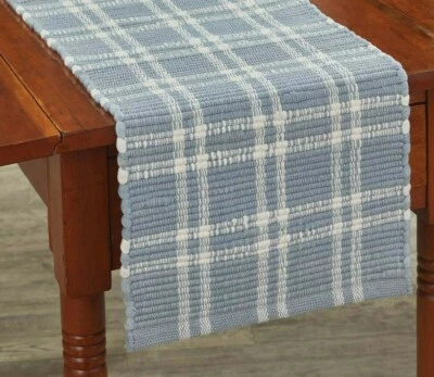 NOVO CHINDI Corredor de Mesa Azul-Cinza Creme 13" X 36" Coleção Jubileu Fazenda  - Imagem 1 de 2