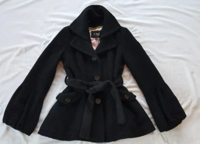 ABS - Abrigo de noche negro Allen B. Schwartz Foto 1 de 4