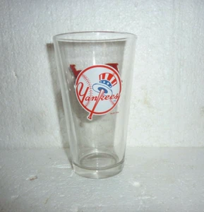New York Yankees MLB Budweiser Pint Glass 5.75" tall official beer - Picture 1 of 4