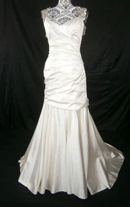 Abito da sposa Judd Waddell 8 seta avorio sirena maniche berretto cristalli - Foto 1 di 12