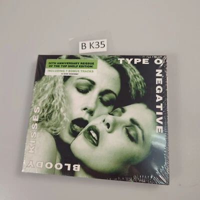 TYPE O NEGATIVE - Bloody Kisses (Deluxe Edition) - 2-CD - Bild 1 von 4