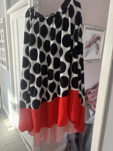 BN Maxi Skirt Size 14 Red Black White Asymmetric Style - Picture 1 of 3