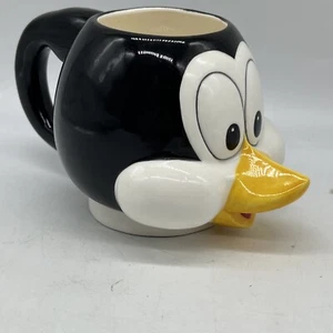 Chilly Willy 1995 Penguin Walter Lantz Vintage 3D Coffee Mug Ceramic Hand Paint - Picture 1 of 5