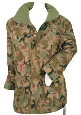 ¡NUEVO! ¡Chaqueta Burton Skylar Gore Tex $360!  Camuflaje grande con detalles rosas Foto 1 de 2