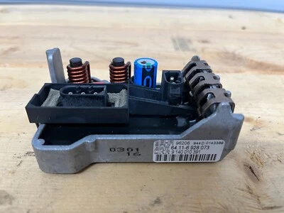 02-05 宝马 745Li 745i E66 E65 吹风机电机电阻器/调节器 6934390 原始设备制造商 — 第 1/4 张图片