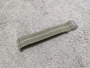 B&R Bands Military Elastic Parachute Style Strap - 20mm - khaki - Picture 1 of 6