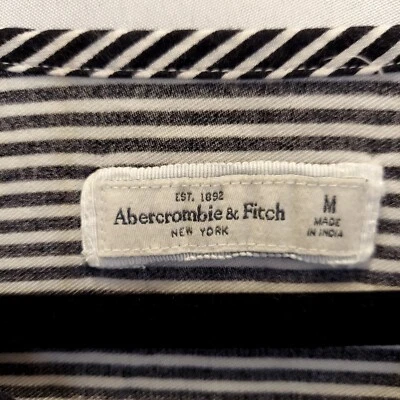 Amber Crombie & Fitch women striped shirt  flowered lace Trim blk Whi Sz medium. - Image 1 of 4