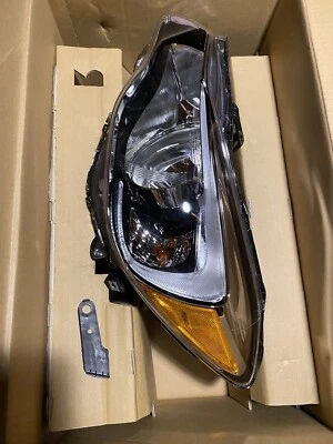 Conjunto de faros SUBARU CROSSTREK izquierdo 2016-2017 halógeno nuevo pestaña reparada Foto 1 de 4