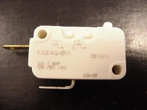 Kirsche elektrischer Mikroschalter KWKAQABA Versand am selben Kauftag - Bild 1 von 2