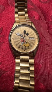 VINTAGE 1980'S SEIKO QUARTZ MICKEY MOUSE SUNBURST DIAL WOMEN'S WATCH GOLD TONE - Picture 1 of 4