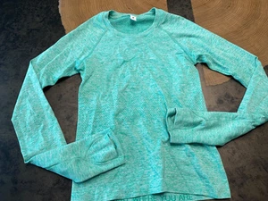 Lululemon Top Damen 2 GRÜN Swiftly Tech LS Shirt Fitness Laufen Gym Yoga - Bild 1 von 7