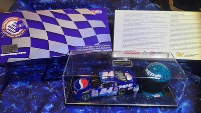 Conjunto de capacete Jeff Gordon #24 Pepsi carro de ação 1:4 1999 edição limitada - Imagem 1 de 3