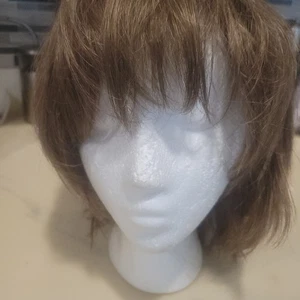 Paula Young braune Haarperücke mit Pony Halslänge abgewinkelt gerade - Bild 1 von 10