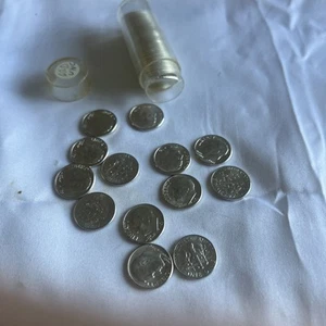 1960-D 10c 90% Silver Roosevelt Dime BU Roll $5 Face Value - Picture 1 of 2