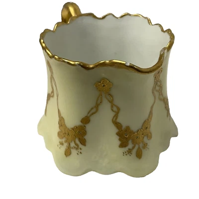 Porcelana Oro Blanco Tema Floral Crema Baviera Brillante Pintado 5 1/2" x 7 1/2" Foto 1 de 4