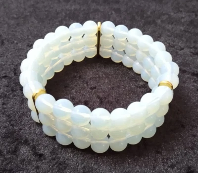 Handgefertigtes Opalit-Armband, 3-reihig, 8 mm Perlen -NEU- Unisex - 265 Karat - Bild 1 von 4