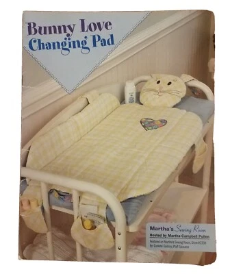 MARTHA PULLEN SEWING ROOM- BUNNY LOVE CHANGING PAD - Image 1 of 4