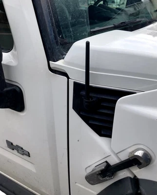 6 3/4" inch Short Black Antenna Mast Power Radio AM/FM for Hummer H2 2003-2009 - Image 1 of 4