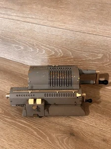 Vintage Original-Odhner Mechanical Calculator Hand-Cranked - Picture 1 of 16