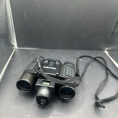 Meade Capture View 8x22 Integrated Binoculars & Digital Camera - Image 1 of 3