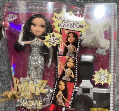 Bratz Movie XOXO Jade Doll with Real Working Camera Poseable Joints New - Image 1 of 2