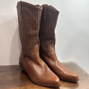 Dingo Stiefel Damengröße 8,5 braun schwarz Webmuster kariert spitz zulaufend zum Überziehen - Bild 1 von 4