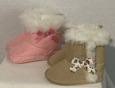 2 Pares Botas Infantiles | Piel Sintética/Arcos/Cierre de Gancho y Lazo Talla 3 Infantil Suela Suave Foto 1 de 4