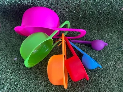 6 Piece Measuring Cups & Spoons Set – Durable Multicolor Plastic Kitchen Tools - Image 1 of 4