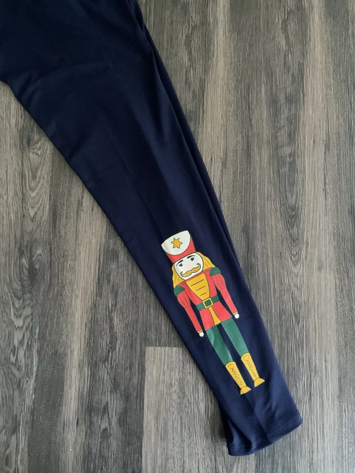 LuLaRoe Womens Leggings Size TC2 Cats Holiday Christmas 2025 Plus 18