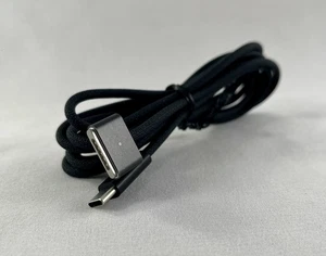 Câble USB-C vers MagSafe 3 d'origine Apple (2 m) - Noir sidéral - Photo 1 sur 3