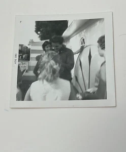 ELVIS PRESLEY FOTO ORIGINALE D'EPOCA KODAK VELOX AGOSTO 1961 CRISTALLO FIUME INVISIBILE - Foto 1 di 2