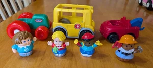 Vintage FP Little People 2003 Yellow Mini Bus Red Tow Truck Little Tikes Tractor - Picture 1 of 3