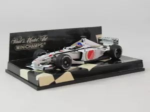 Minichamps BAR Honda 03 #10 Jacques Villeneuve 2001 1/43 400010010 - Foto 1 di 4
