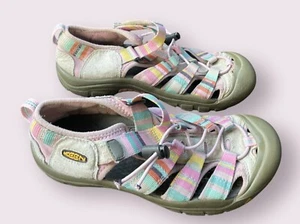 Bolsita Keen Newport H2 Raya Lila EE. UU. 5 Agua Playa Senderismo Deporte C8 - Imagen 1 de 8