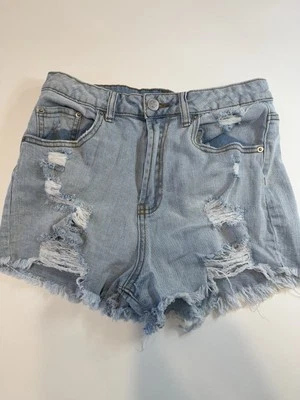 Pantalones cortos de mezclilla Rue 21 Distressed talla 7 Foto 1 de 4