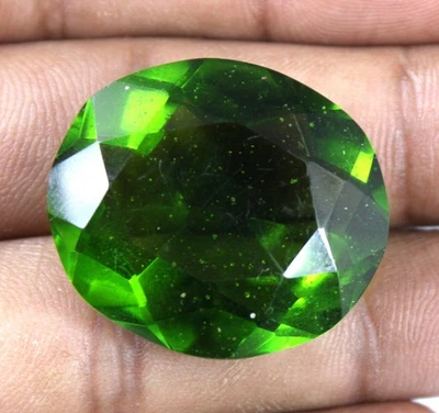 56.45 Karat / 29 MM Brasilianischer Olivgrün Peridot Oval Edelstein Zertifiziert - Bild 1 von 4