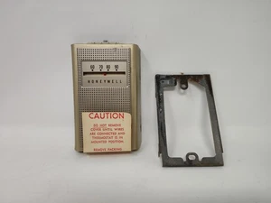 NUEVO Termostato Térmico Honeywell T451A Antiguo Stock SIN Caja  - Imagen 1 de 11