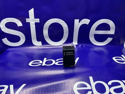 Mercedes Benz W123 W126 Defrost Relay 1268201210 560SL 500SEL 380SL 380SEL 300D - Image 1 of 4