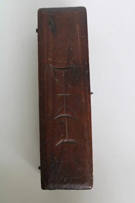 Antigua piedra de afilar arte popular primitivo PA del siglo XIX con estuche de madera (firmada) Foto 1 de 4