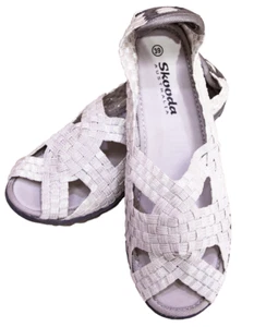 Skooda Sandals Ladies Pearl White, Black soles - Picture 1 of 9