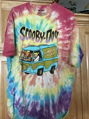 Nueva Camiseta Para Hombres Hot Topic Scooby Doo Máquina Misteriosa Teñida con Corbata Talla Grande Foto 1 de 4