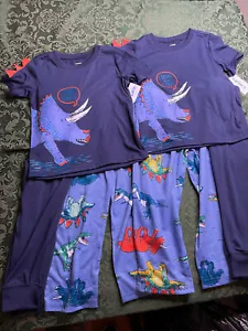 Neu mit Etikett ZWILLINGE 4T 4 Triceratops 3D-Spike Dinosaurier Schlafanzug Jungen Carters Match - Bild 1 von 10
